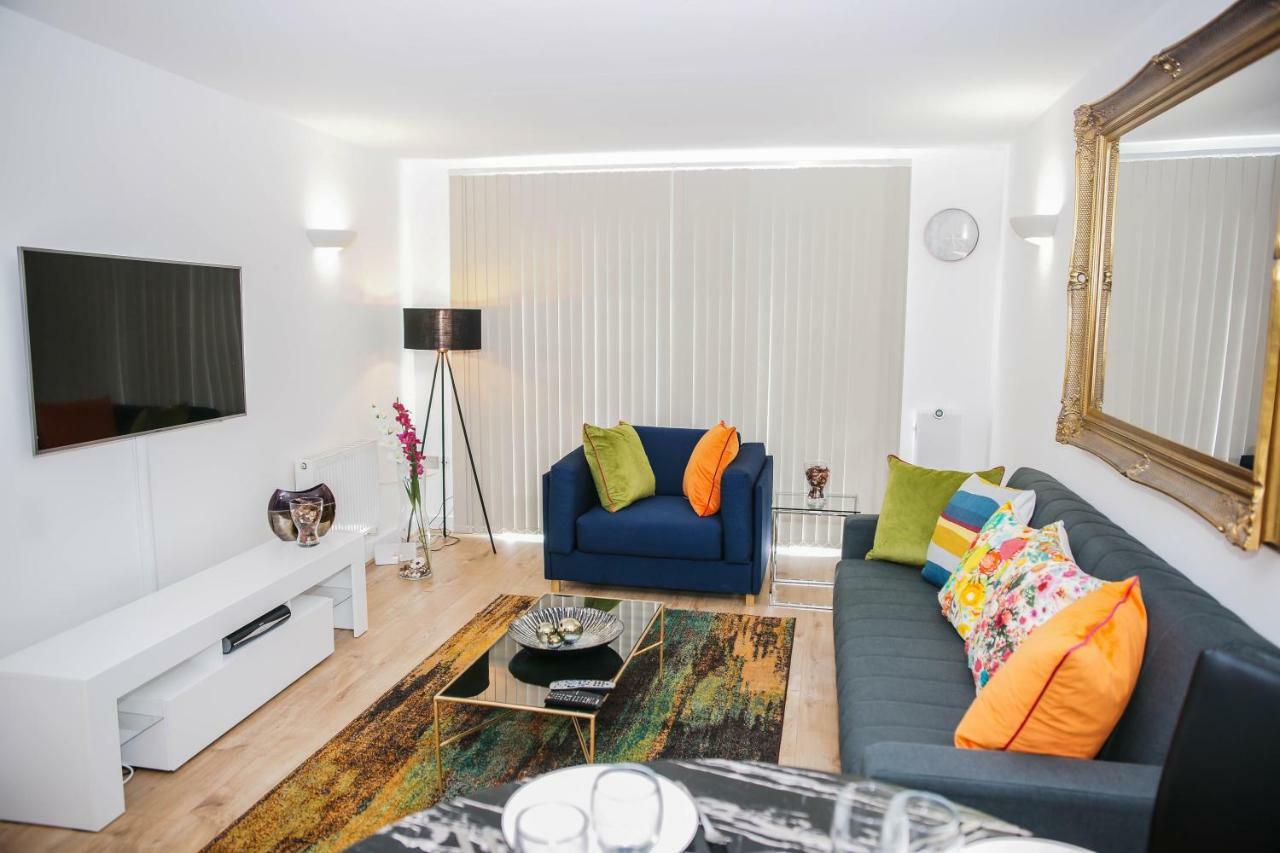 Riverside 2 Bed Apartment London Exterior photo