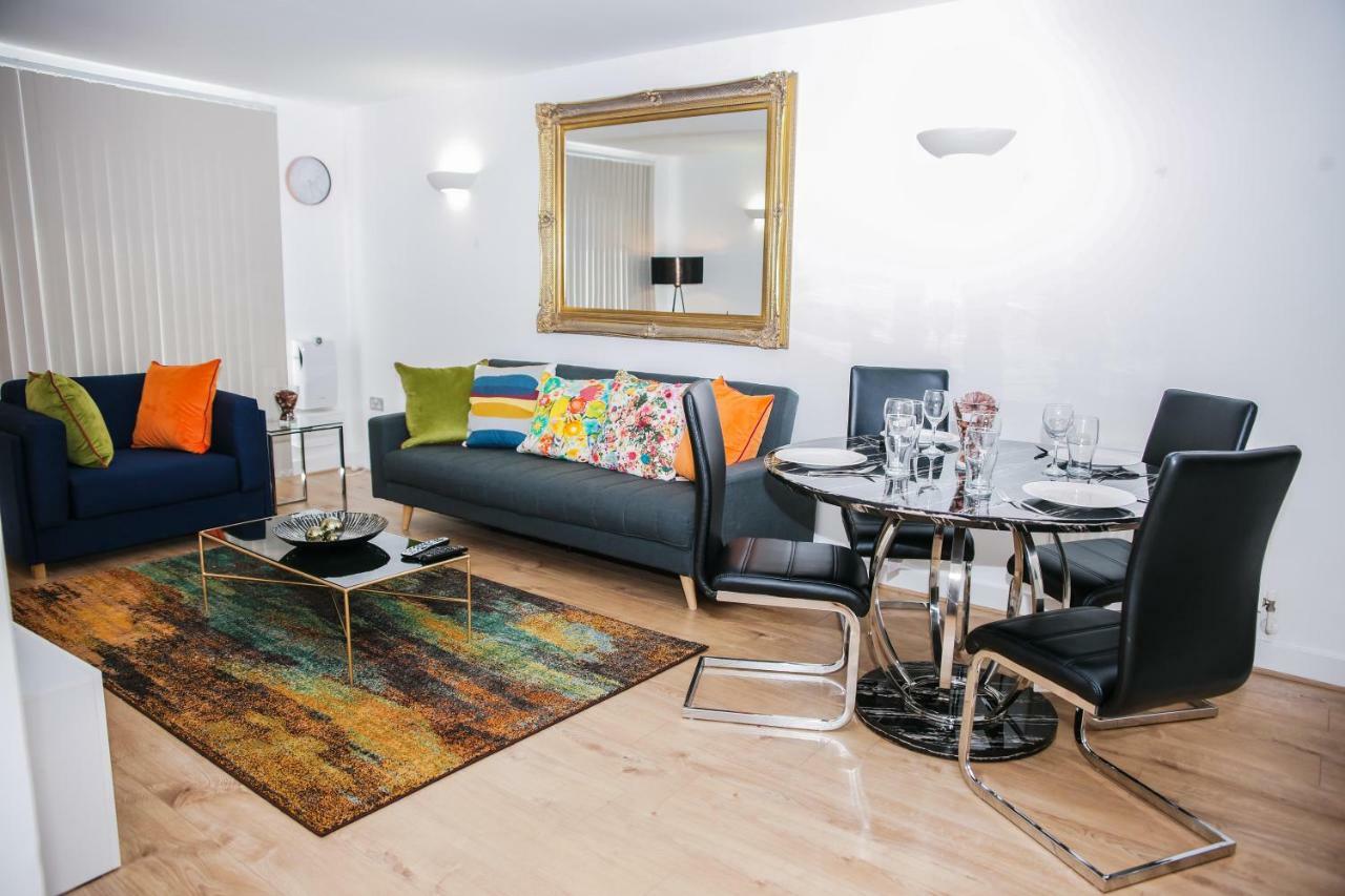 Riverside 2 Bed Apartment London Exterior photo